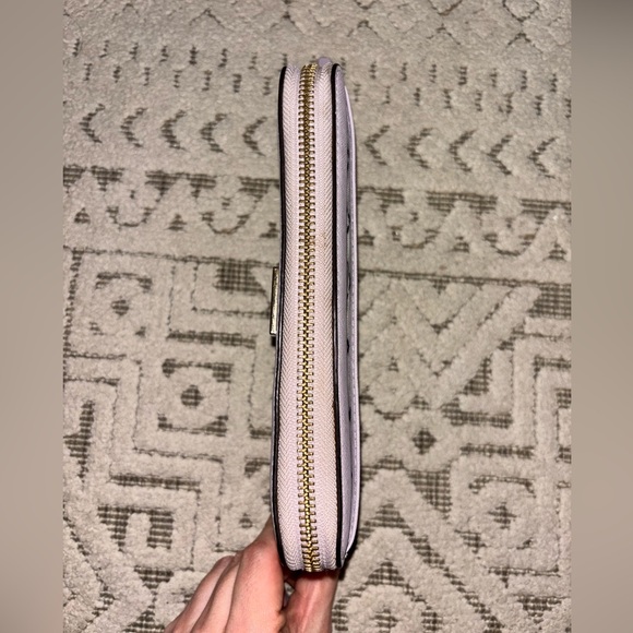 Kate Spade Wallet - Picture 4 of 5